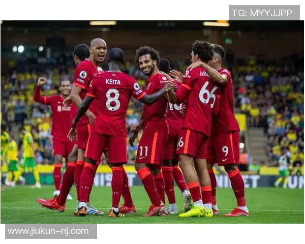 足球明星合照大全欣赏汇总展示各大球星精彩瞬间与友谊时刻