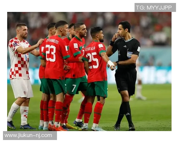 摩洛哥足球明星球员的辉煌历程与成就分析 摩洛哥足球明星球员的辉煌历程与成就分析