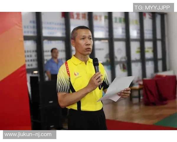 深圳篮球队在耐力排行榜中荣获第六名展现出色竞技状态与团队实力 深圳篮球队在耐力排行榜中荣获第六名展现出色竞技状态与团队实力