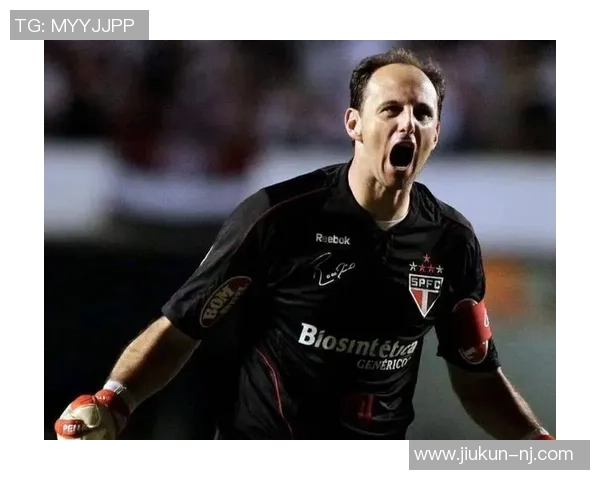 某足球明星在采访中分享了他的职业生涯和对未来的展望引发热议